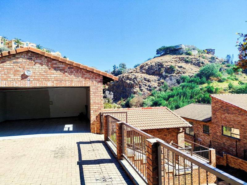 To Let 3 Bedroom Property for Rent in Helderkruin Gauteng