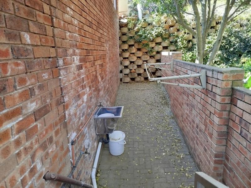 To Let 3 Bedroom Property for Rent in Helderkruin Gauteng