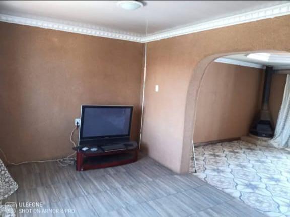 5 Bedroom Property for Sale in Dawn Park Gauteng