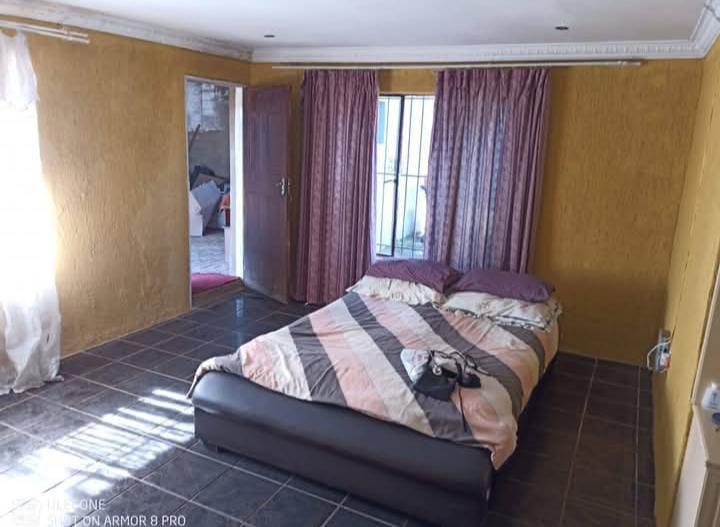 5 Bedroom Property for Sale in Dawn Park Gauteng