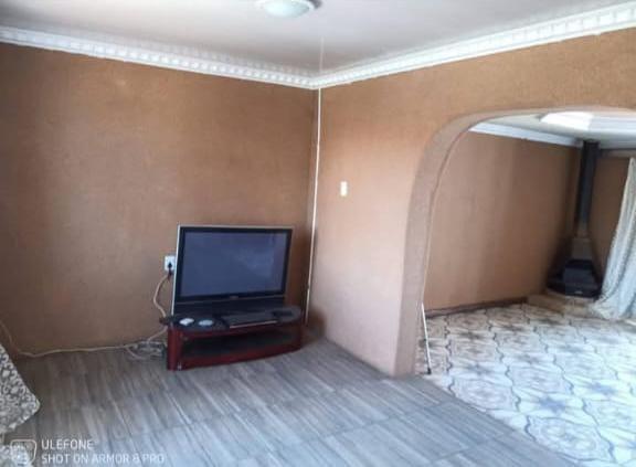 5 Bedroom Property for Sale in Dawn Park Gauteng
