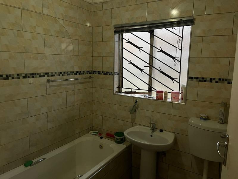 3 Bedroom Property for Sale in Dawn Park Gauteng