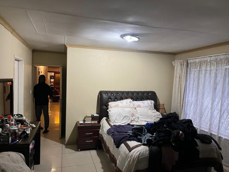 3 Bedroom Property for Sale in Dawn Park Gauteng
