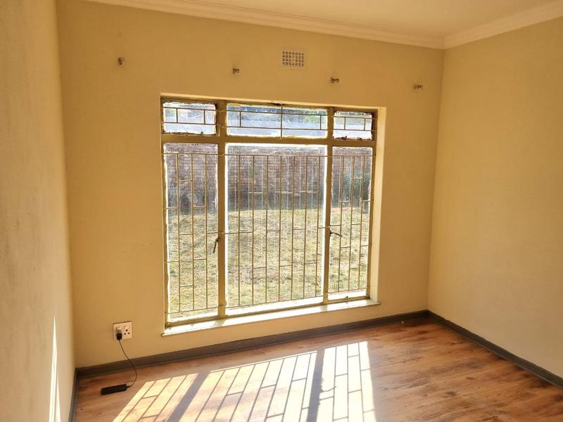 6 Bedroom Property for Sale in Sunward Park Gauteng