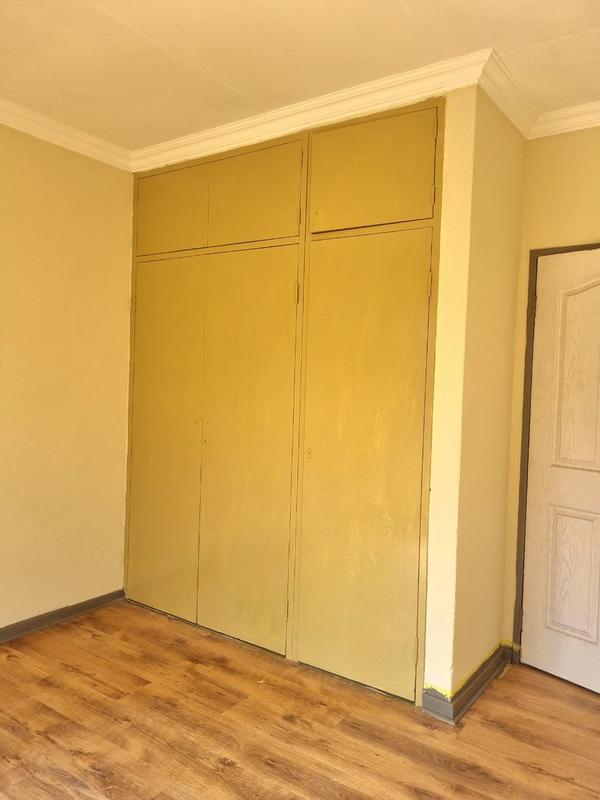 6 Bedroom Property for Sale in Sunward Park Gauteng