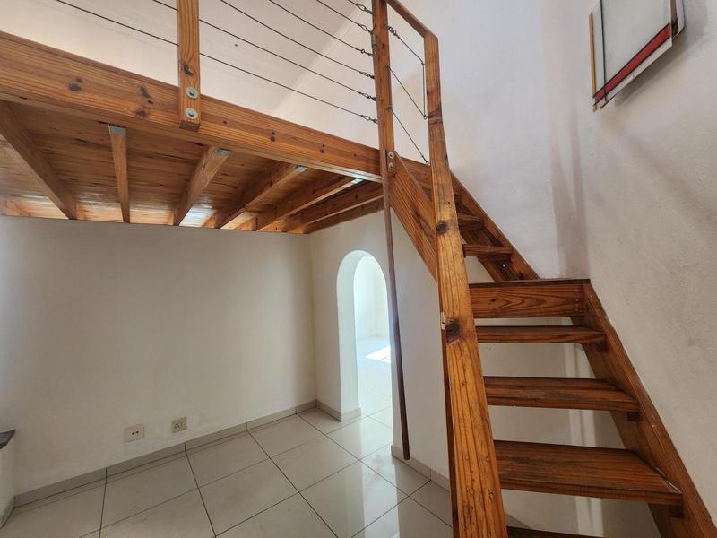 3 Bedroom Property for Sale in Die Hoewes Gauteng