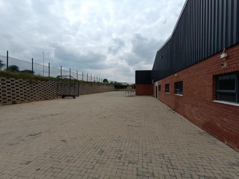 To Let commercial Property for Rent in Roodepoort Gauteng