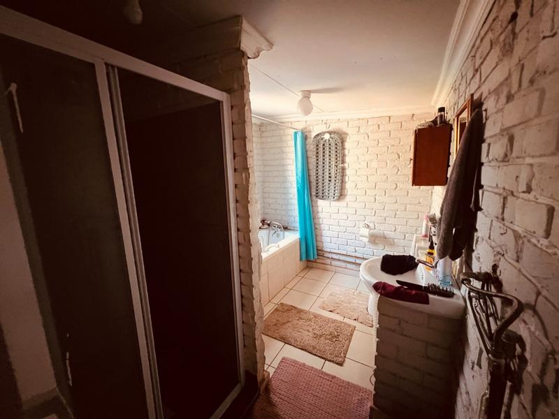 3 Bedroom Property for Sale in Derdepoort Gauteng