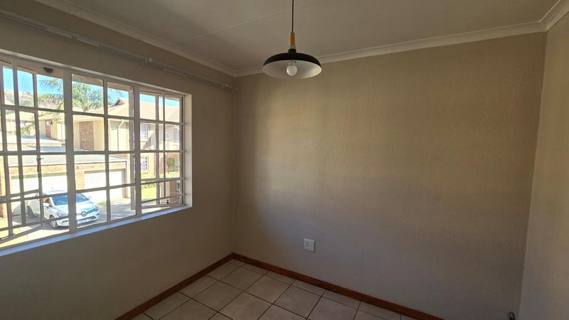 3 Bedroom Property for Sale in Magalieskruin Gauteng