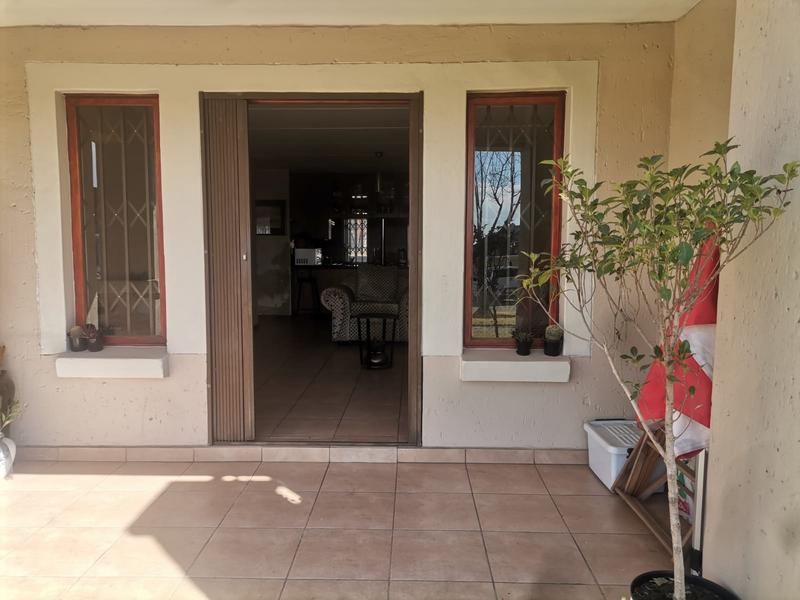 2 Bedroom Property for Sale in Meyersdal Gauteng