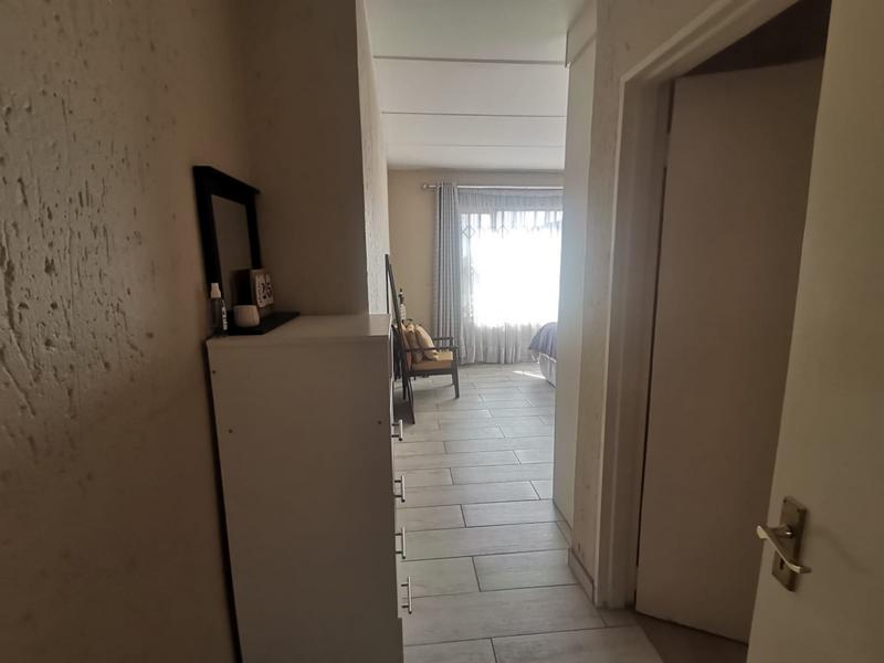 2 Bedroom Property for Sale in Meyersdal Gauteng