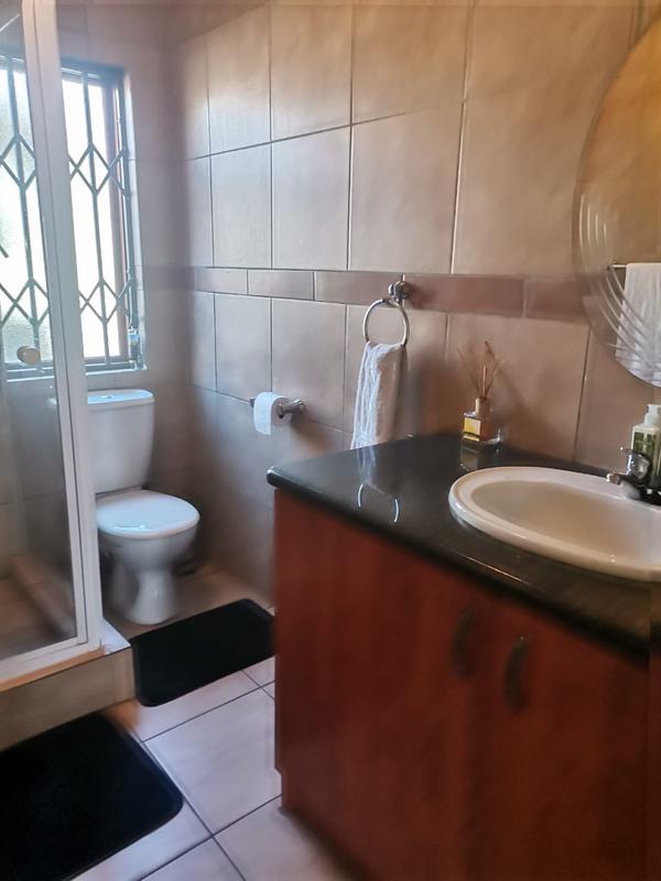 2 Bedroom Property for Sale in Meyersdal Gauteng