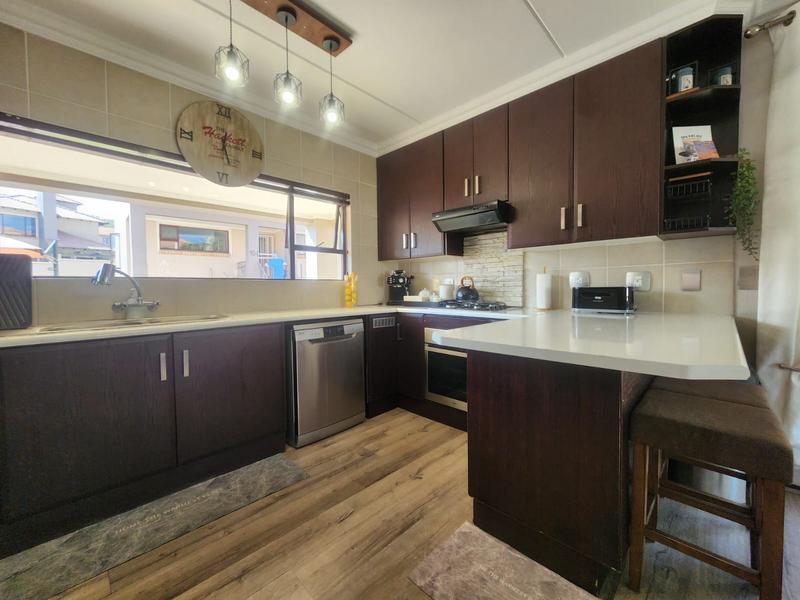 2 Bedroom Property for Sale in Glenvista Gauteng