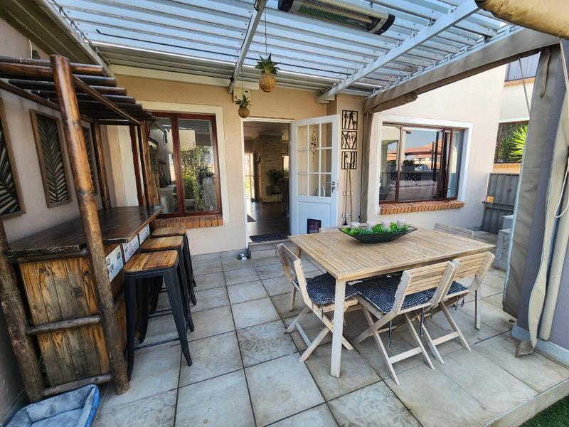 2 Bedroom Property for Sale in Glenvista Gauteng
