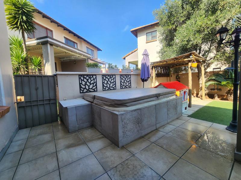 2 Bedroom Property for Sale in Glenvista Gauteng