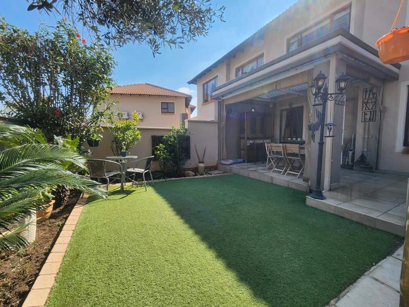2 Bedroom Property for Sale in Glenvista Gauteng