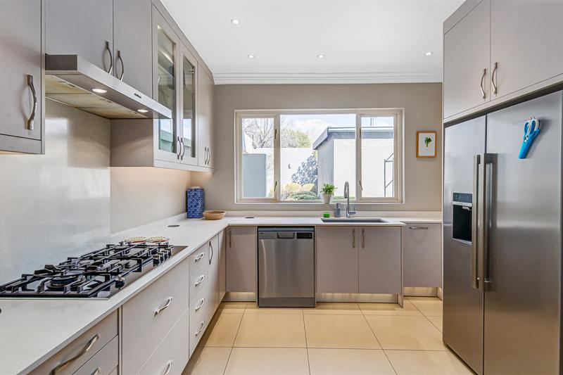 4 Bedroom Property for Sale in Parkhurst Gauteng