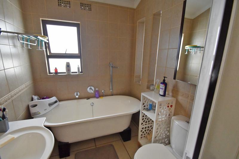 3 Bedroom Property for Sale in Sandown Gauteng