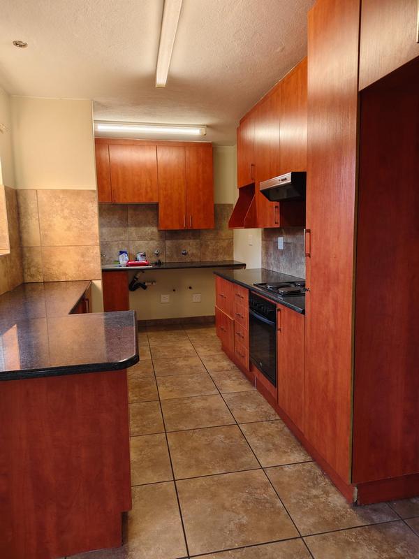 To Let 3 Bedroom Property for Rent in Die Wilgers Gauteng