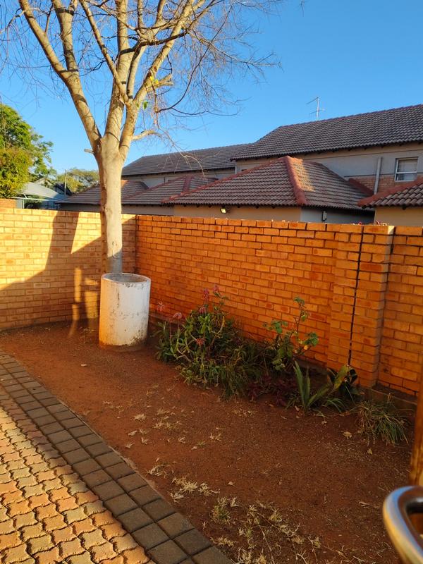 To Let 3 Bedroom Property for Rent in Die Wilgers Gauteng