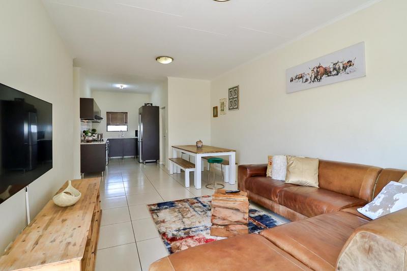 To Let 2 Bedroom Property for Rent in Greenstone Hill Gauteng