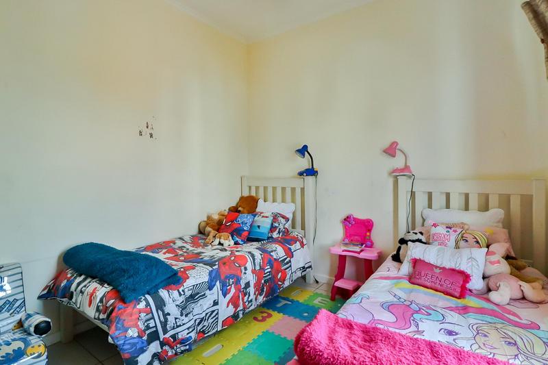 To Let 2 Bedroom Property for Rent in Greenstone Hill Gauteng
