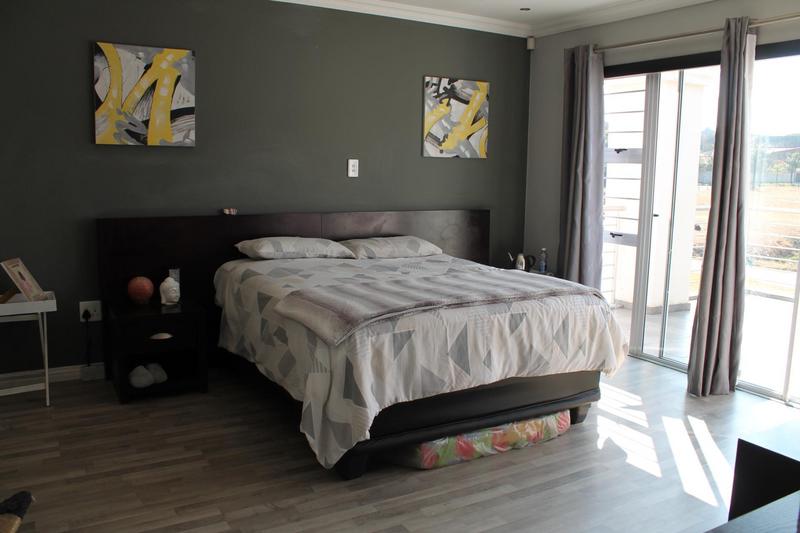 3 Bedroom Property for Sale in Edenvale Central Gauteng