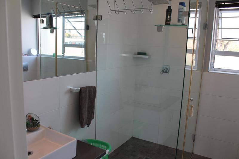 3 Bedroom Property for Sale in Edenvale Central Gauteng