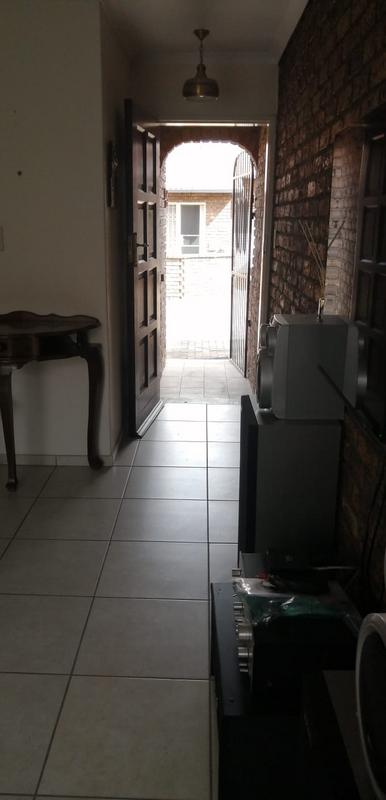 2 Bedroom Property for Sale in Woodmere Gauteng