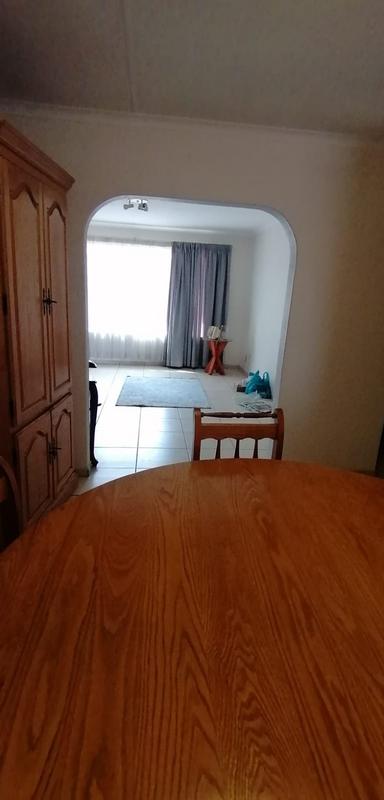 2 Bedroom Property for Sale in Woodmere Gauteng