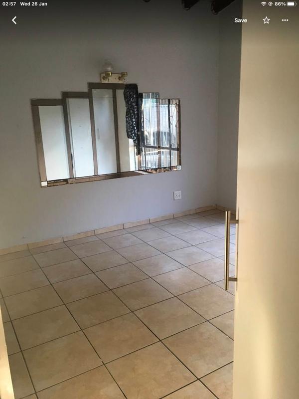 To Let 2 Bedroom Property for Rent in Birch Acres Gauteng