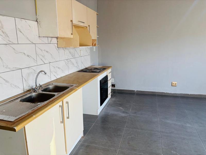 To Let 2 Bedroom Property for Rent in Kensington Gauteng