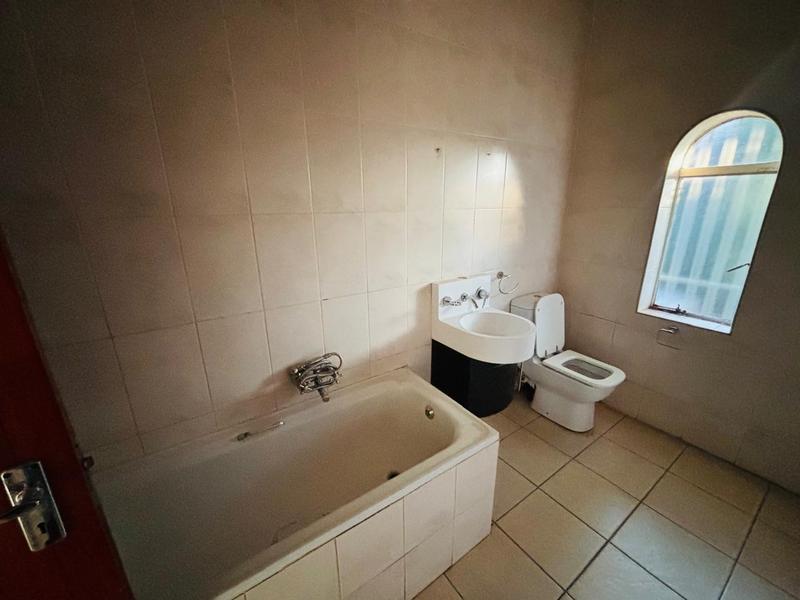 To Let 2 Bedroom Property for Rent in Kensington Gauteng