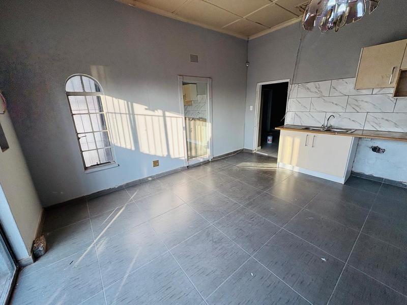 To Let 2 Bedroom Property for Rent in Kensington Gauteng