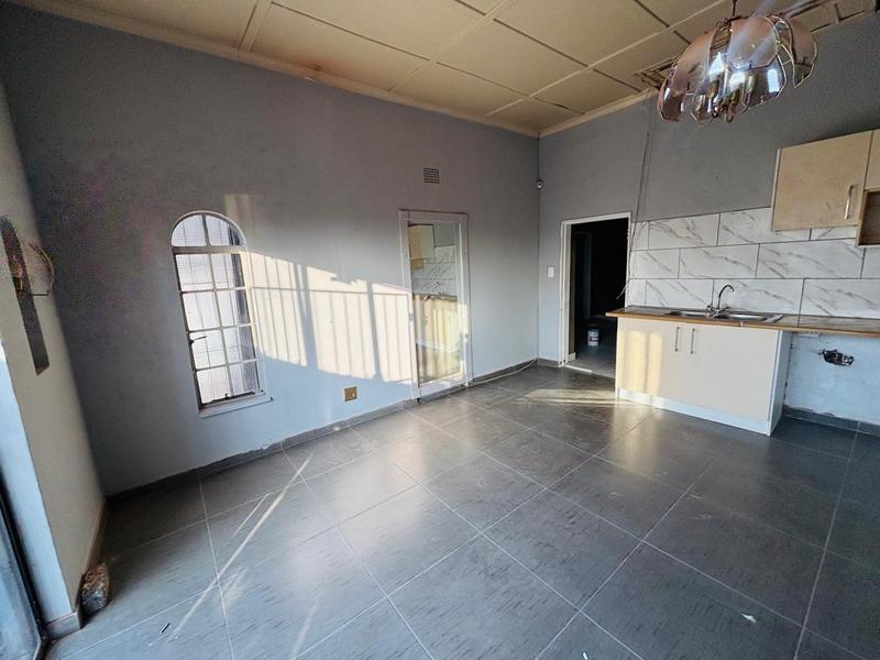 To Let 2 Bedroom Property for Rent in Kensington Gauteng
