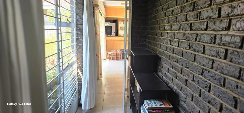 4 Bedroom Property for Sale in Sunward Park Gauteng