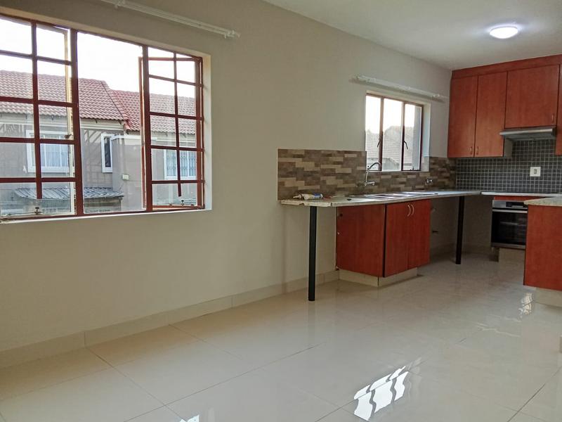 To Let 3 Bedroom Property for Rent in Halfway Gardens Gauteng