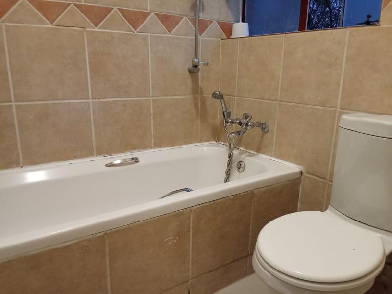To Let 3 Bedroom Property for Rent in Halfway Gardens Gauteng