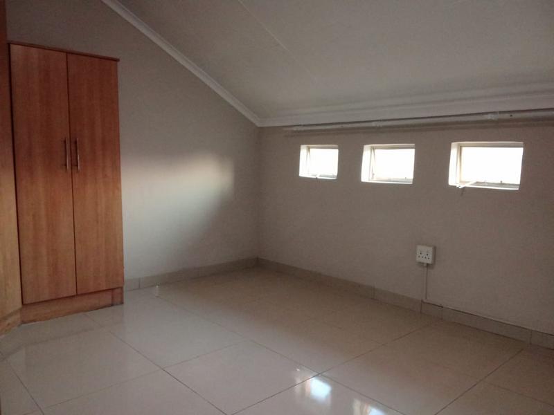 To Let 3 Bedroom Property for Rent in Halfway Gardens Gauteng