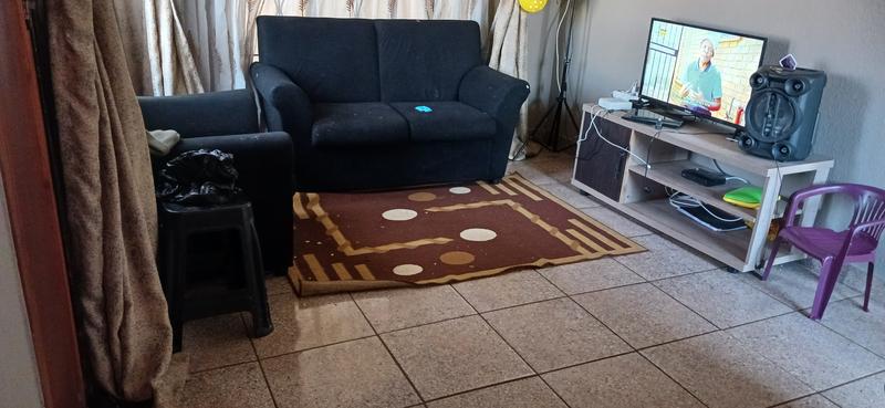 3 Bedroom Property for Sale in Clayville Gauteng