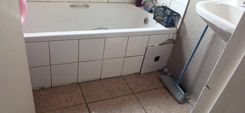 3 Bedroom Property for Sale in Clayville Gauteng