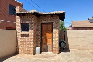 3 Bedroom Property for Sale in Clayville Gauteng