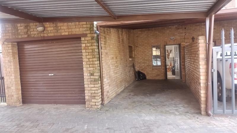 2 Bedroom Property for Sale in Eike Park Gauteng