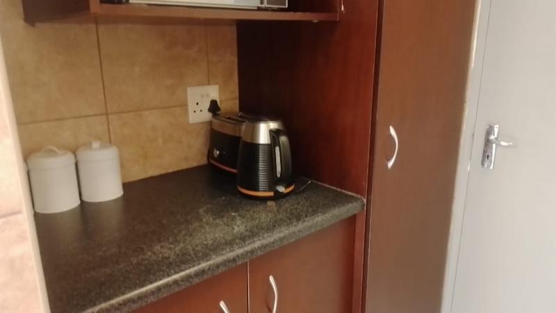 2 Bedroom Property for Sale in Eike Park Gauteng