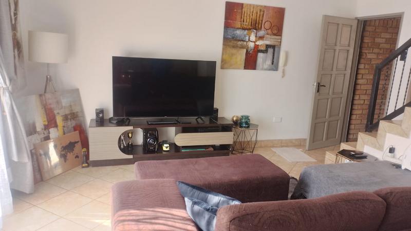 2 Bedroom Property for Sale in Eike Park Gauteng