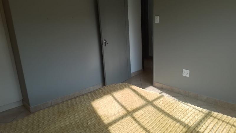 2 Bedroom Property for Sale in Eike Park Gauteng