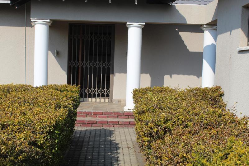 4 Bedroom Property for Sale in Noordwyk Gauteng