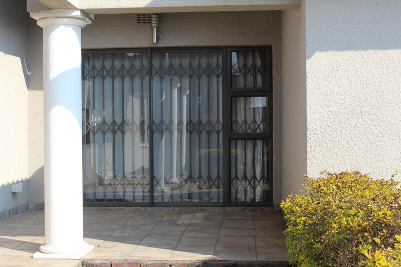 4 Bedroom Property for Sale in Noordwyk Gauteng