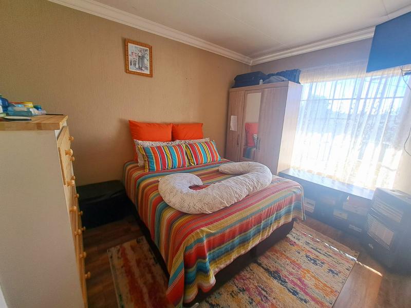 2 Bedroom Property for Sale in Heuweloord Gauteng