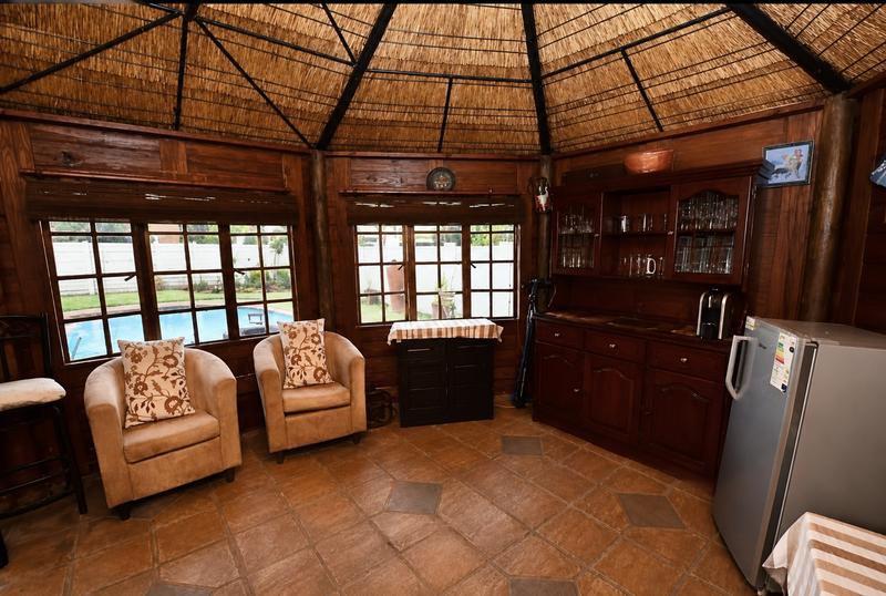 2 Bedroom Property for Sale in Heuweloord Gauteng